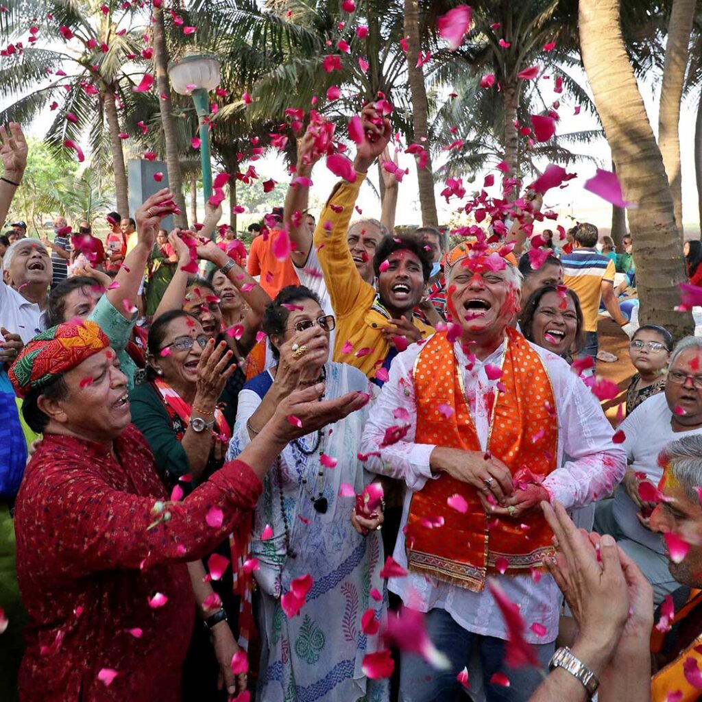 Hindus across the Indian subcontinent marked the ancient celebration of Holi: Have a look at these colorful images. Hindus across the Indian subcontinent marked the ancient celebration of Holi: Have a look at these colorful images.