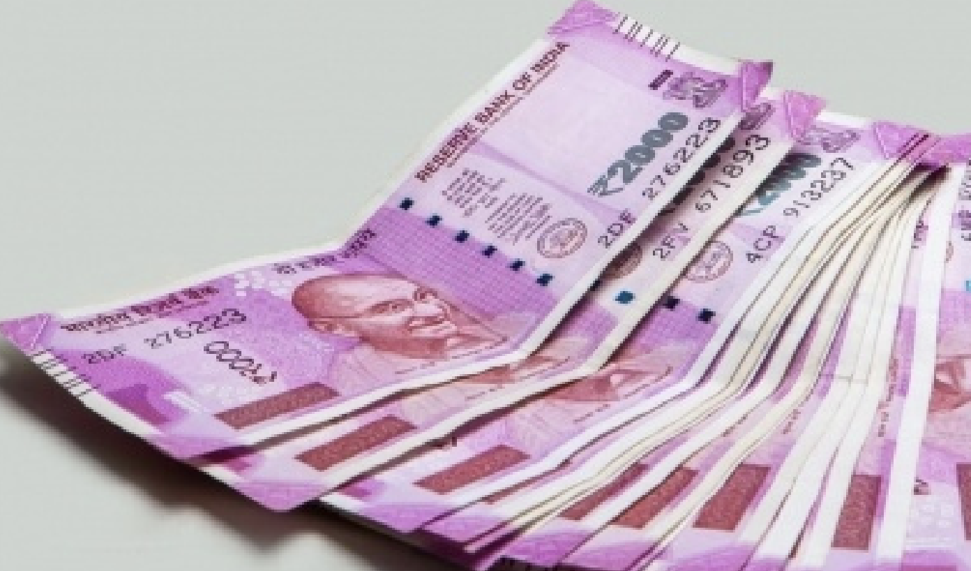 Decision To Dispense With 2000 Notes Not Towards Demonetisation; Courts Should Not Sit As Appellate Authority Over Policy