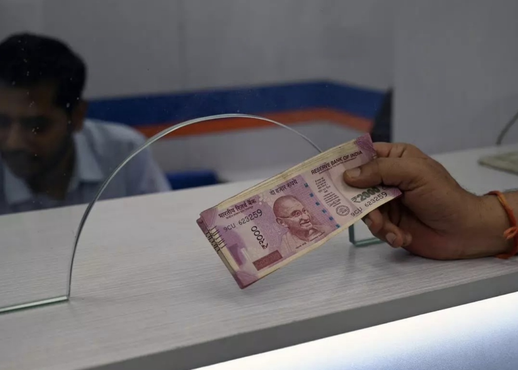 Decision To Dispense With 2000 Notes Not Towards Demonetisation; Courts Should Not Sit As Appellate Authority Over Policy