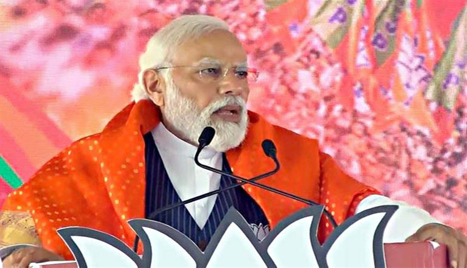PM MODI LASHES OUT AT CONGRESS