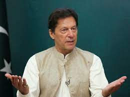 Pakistan's prime minister uses the "India card" to capture Imran Khan, who is struggling to survive following an altercation with the Army