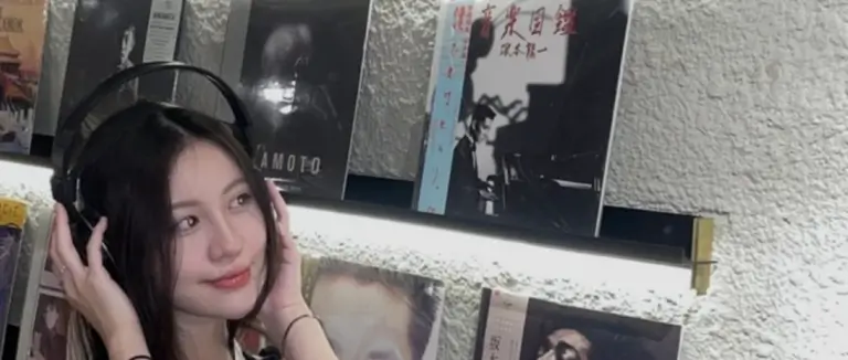 Chinese Indonesians on Soehartos Fall - Image 1