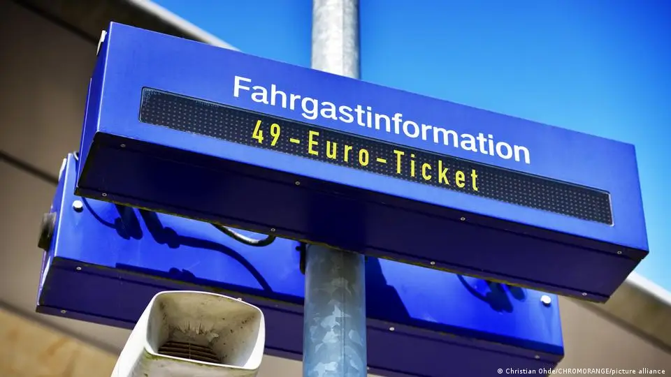 Germany’s 49 euro transit ticket gets federal funding