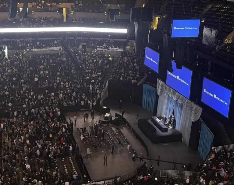 INVESTING ICONS BUFFET AND MUNGER -Image 2